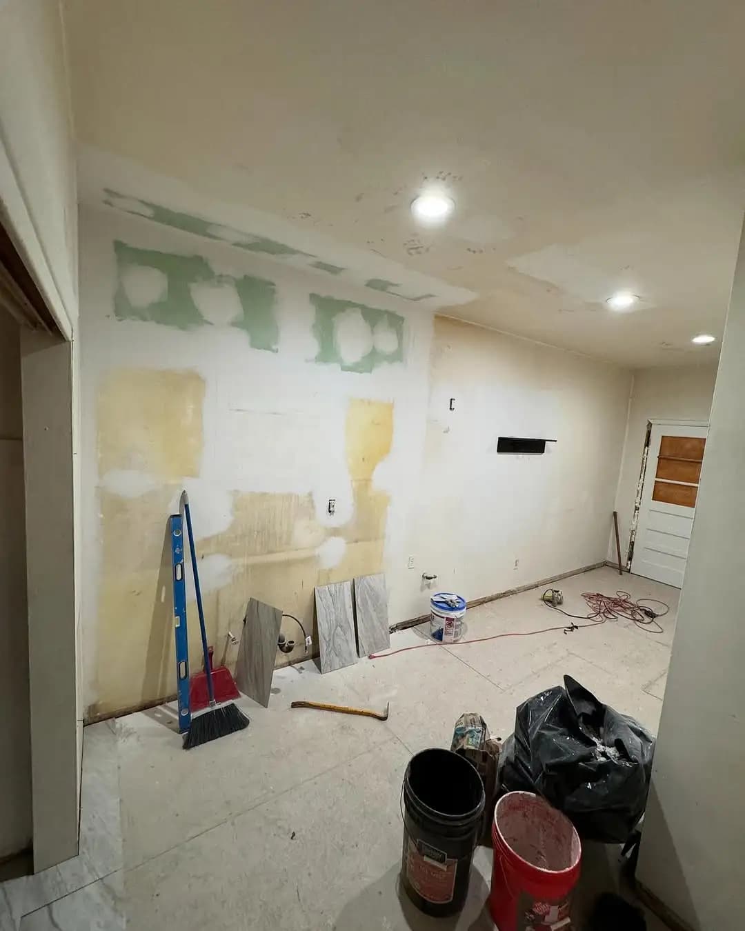 Complete Apartment Transformation